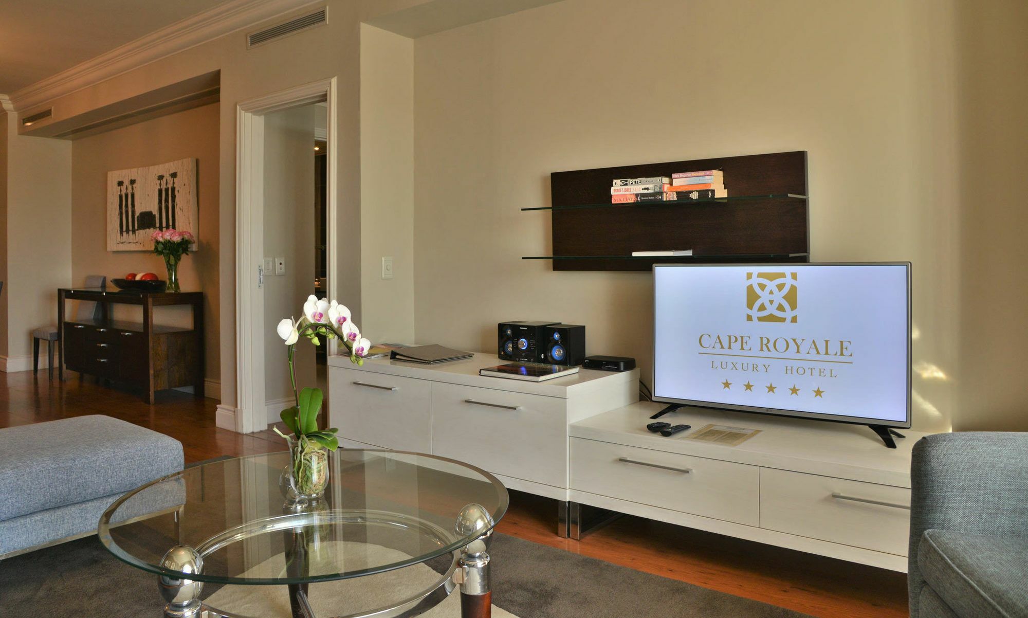 Cape Royale Luxury Hotel